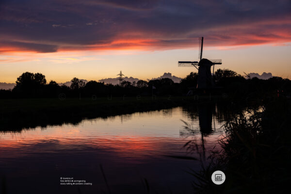 #1 - 36 views on a Dutch windmill